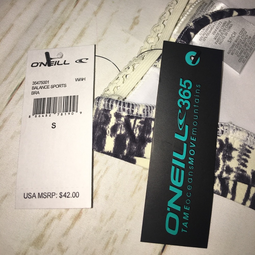 🔥O'Neill 365 Women's Balance Sports Bra, NWT - Picture 7 of 7